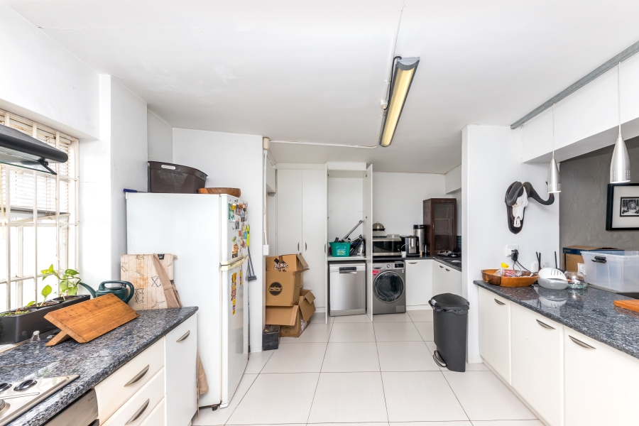 2 Bedroom Property for Sale in Woodstock Western Cape